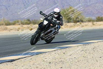 media/Jan-08-2022-SoCal Trackdays (Sat) [[1ec2777125]]/Turn 6 Inside (1pm)/